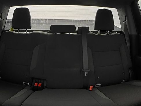 Used 2024 Chevrolet Silverado 1500 Custom RWD image 10