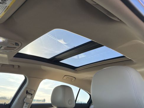 Used 2015 Buick LaCrosse Premium w/ Driver Confidence Package #1 image 26