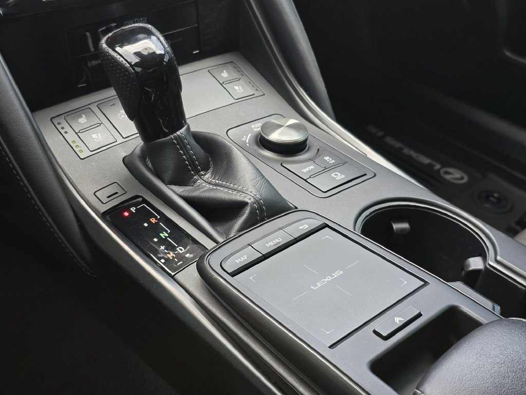 Used 2021 Lexus IS 350 F Sport RWD image 25