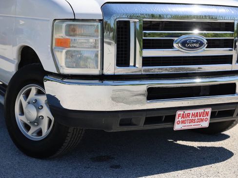 Used 2013 Ford E-250 and Econoline 250 w/ PWR Group RWD image 30