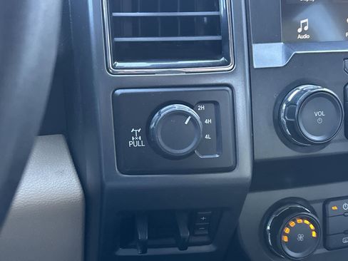 Used 2019 Ford F250 XLT w/ XLT Value Package image 18