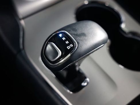 Used 2014 Jeep Grand Cherokee Overland w/ Advanced Technology Group image 38