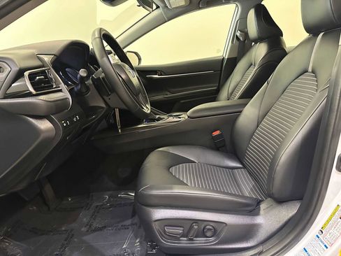 Certified 2023 Toyota Camry SE image 19