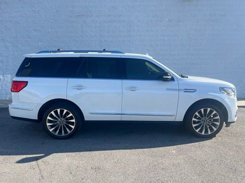Used 2020 Lincoln Navigator Reserve w/ Luxury Package image 11