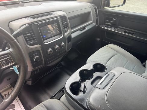 Used 2013 RAM 1500 Express AWD/4WD image 28