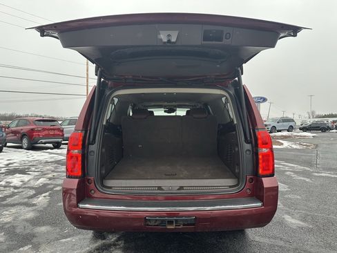 Used 2017 Chevrolet Suburban Premier image 5