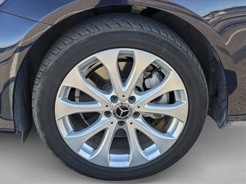 Used 2018 Mercedes-Benz E 300 image 23