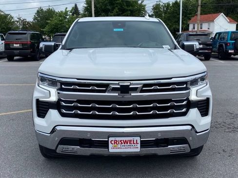 Used 2023 Chevrolet Silverado 1500 LTZ w/ LTZ Premium Package AWD/4WD image 7