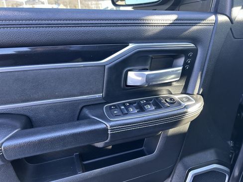 Used 2021 RAM 2500 Laramie w/ Night Edition image 21