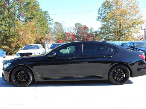 Used 2018 BMW 740i image 4