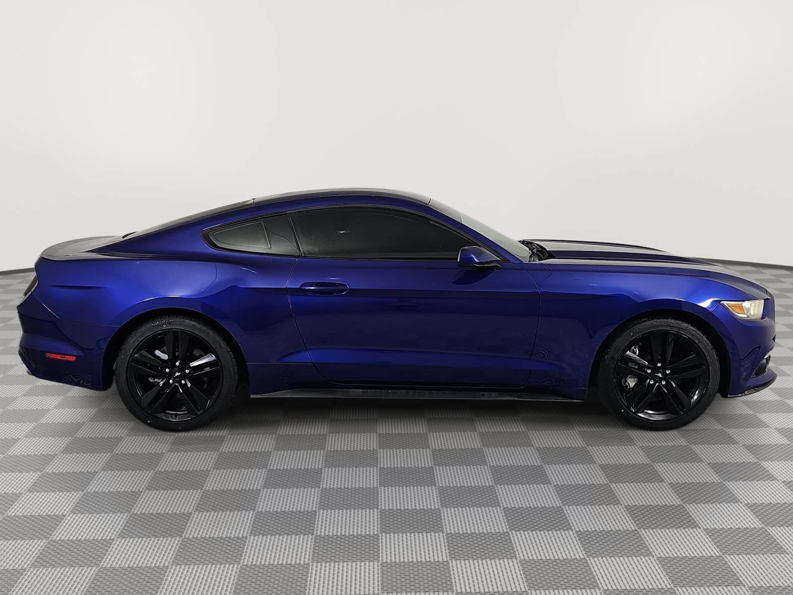 Used 2016 Ford Mustang Coupe w/ Ecoboost Performance Package RWD image 9