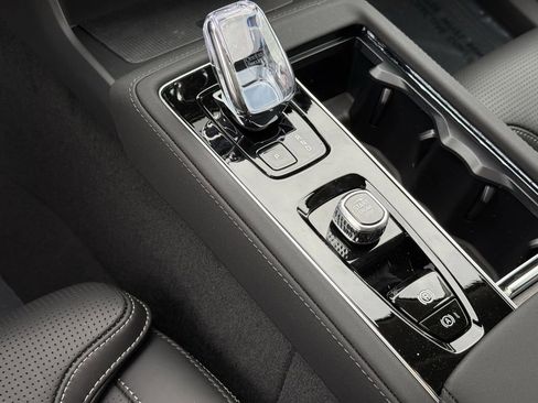 New 2026 Volvo XC90 B6 Ultra image 24