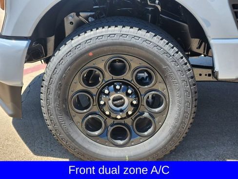 New 2026 Ford F250 Lariat w/ Black Appearance Package AWD/4WD image 10