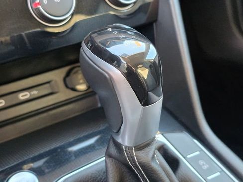 Used 2025 Volkswagen Taos S image 31