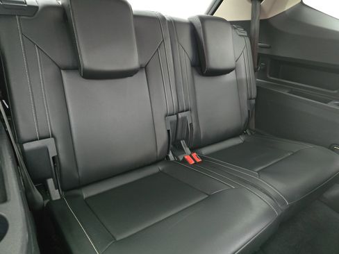 Used 2021 Volkswagen Atlas SE image 12