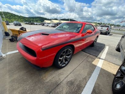 Used 2016 Dodge Challenger SXT Plus