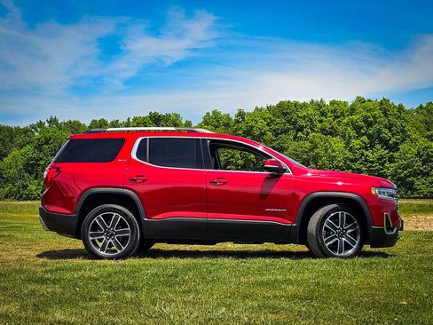 Used 2021 GMC Acadia SLT w/ Premium Package AWD/4WD image 2