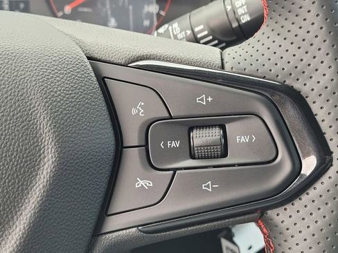 New 2026 Chevrolet Trax RS w/ Driver Confidence Package image 17