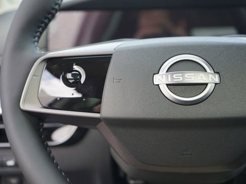 Used 2025 Nissan Murano SL AWD/4WD image 16