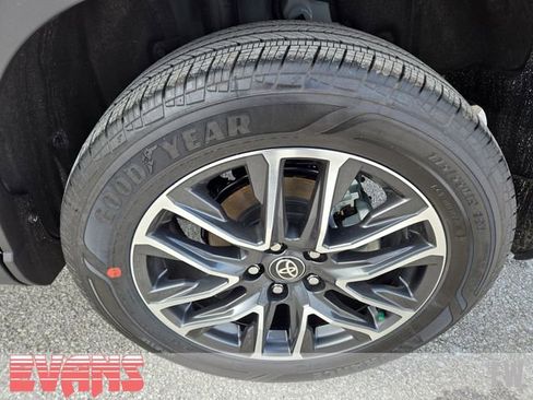 New 2026 Toyota Corolla Cross XLE w/ Convenience Package image 26