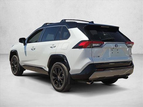 Used 2023 Toyota RAV4 XSE AWD/4WD image 9