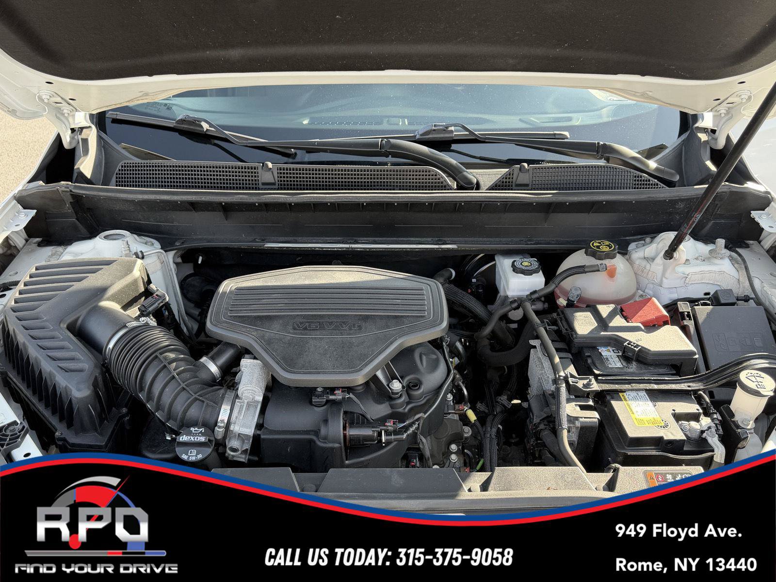 Used 2021 GMC Acadia SLE w/ Driver Convenience Package AWD/4WD image 13