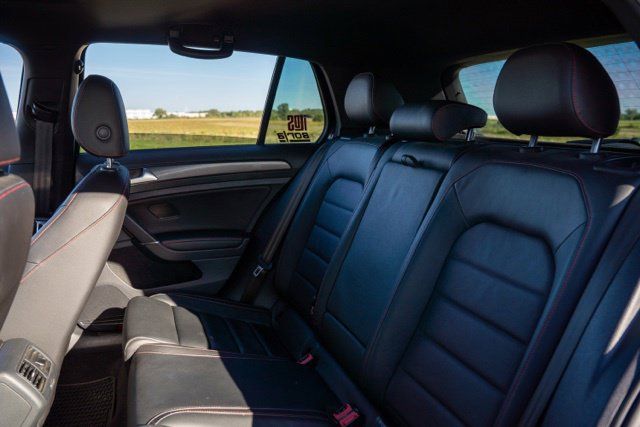 Used 2019 Volkswagen GTI SE w/ SE Experience Package FWD image 15