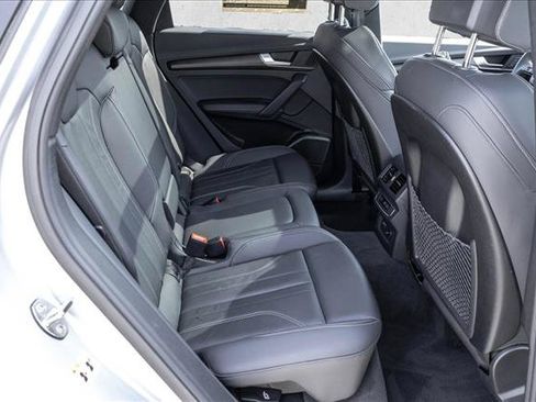 Used 2023 Audi Q5 2.0T Premium Plus AWD/4WD image 24
