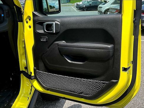 Used 2024 Jeep Wrangler Unlimited Rubicon 4xe image 22