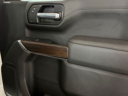Used 2021 GMC Sierra 1500 SLT w/ SLT Premium Package AWD/4WD image 45