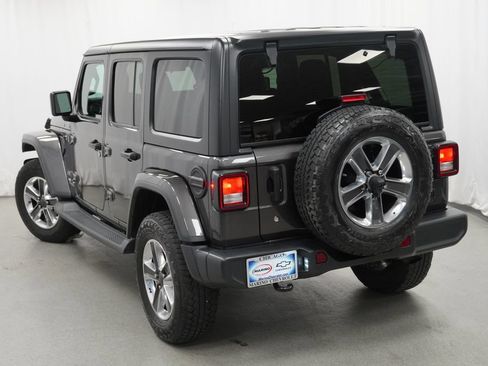 Used 2020 Jeep Wrangler Unlimited Sahara w/ Cold Weather Group AWD/4WD image 39