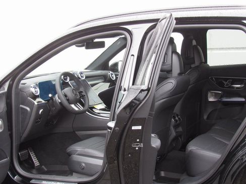 New 2026 Mercedes-Benz GLC 300 4MATIC image 12