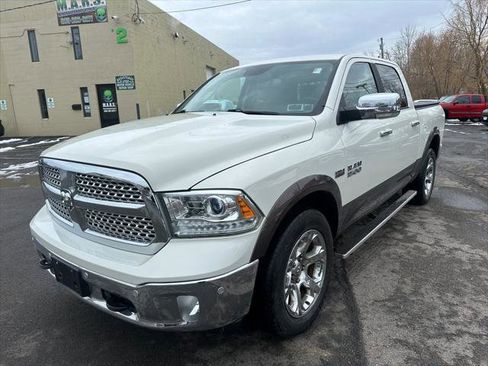 Certified 2018 RAM 1500 Laramie w/ Convenience Group image 11