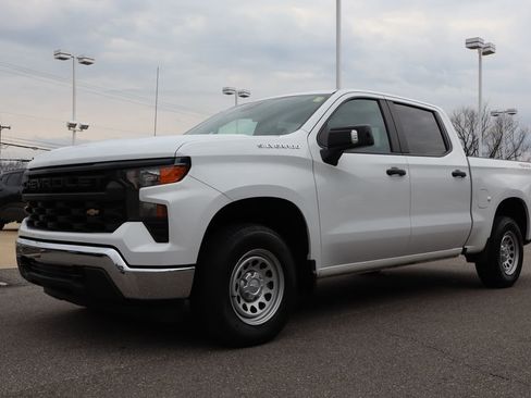 Used 2022 Chevrolet Silverado 1500 W/T w/ WT Value Package image 9