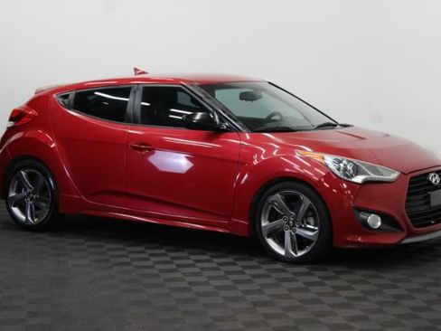 Used 2013 Hyundai Veloster Turbo FWD image 1