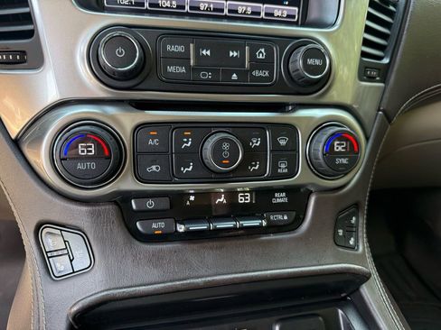 Used 2016 Chevrolet Suburban LTZ AWD/4WD image 27