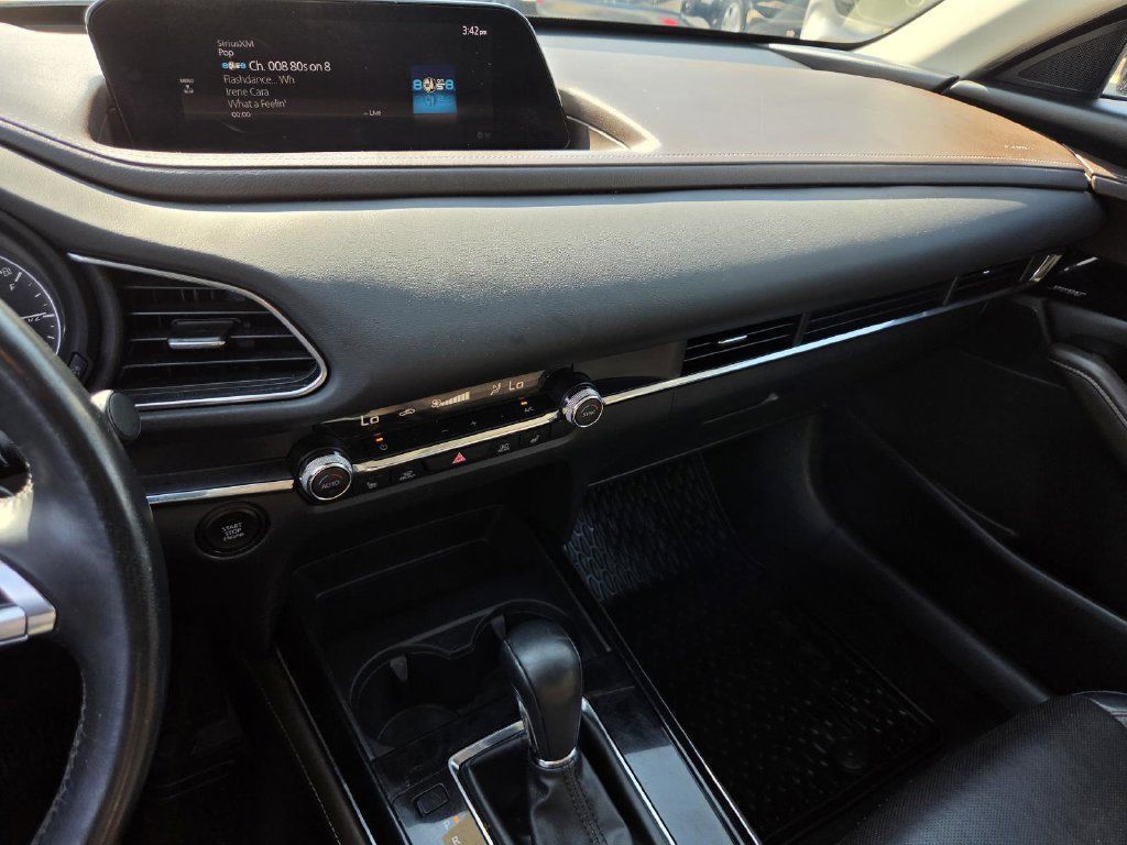 Used 2020 MAZDA CX-30 FWD w/ Premium Package image 21