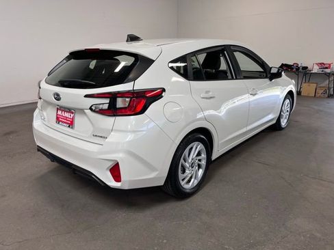 Used 2025 Subaru Impreza 2.0i image 3