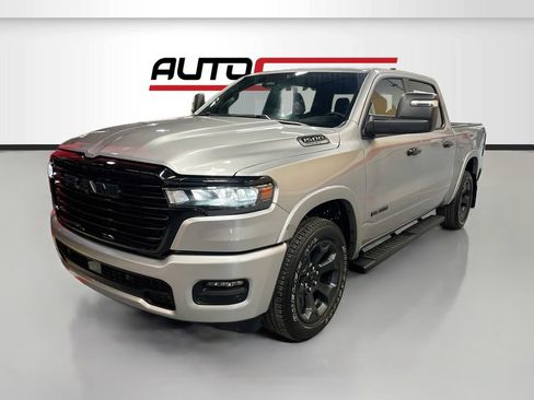 Used 2025 RAM 1500 Big Horn AWD/4WD image 3