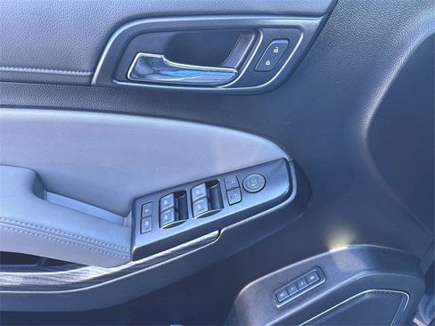 Used 2020 Chevrolet Tahoe LT image 23