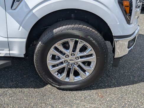 New 2025 Ford F150 Lariat w/ Equipment Group 501A Mid image 5