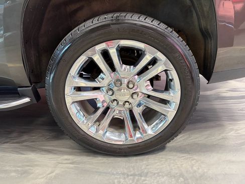 Used 2019 GMC Yukon SLT w/ Premium Edition image 30