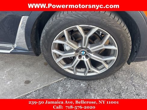 Used 2021 BMW X7 xDrive40i w/ Parking Assistance Package image 9