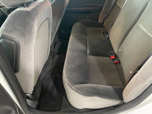 Used 2015 Chevrolet Impala Limited LS FWD image 19