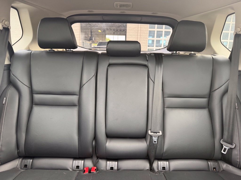 Used 2023 Nissan Rogue SL AWD/4WD image 17