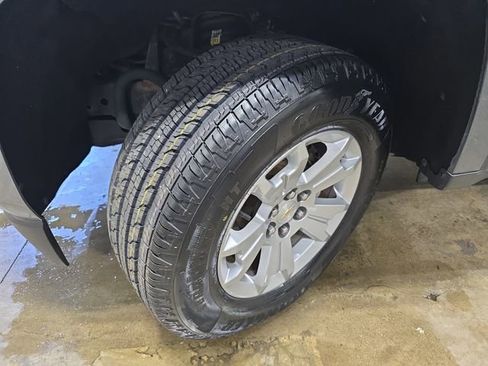 Used 2019 Chevrolet Colorado LT AWD/4WD image 32