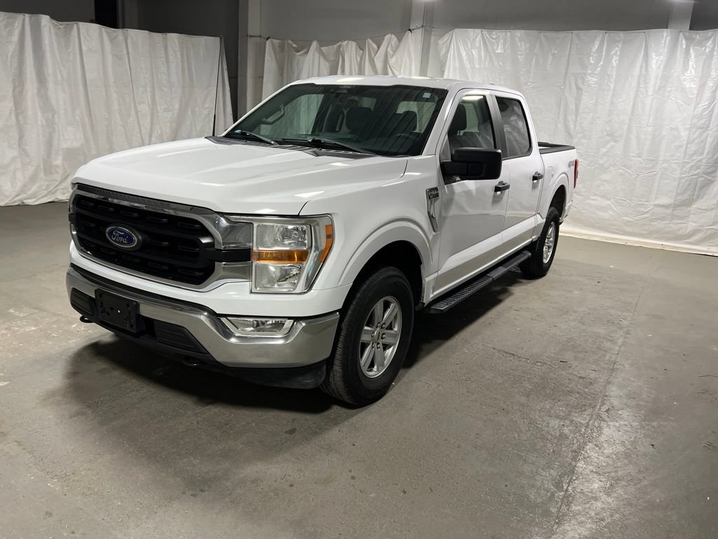 Used 2022 Ford F150 XLT w/ Trailer Tow Package AWD/4WD image 3