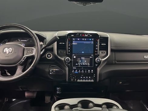 Used 2024 RAM 2500 Laramie w/ Night Edition AWD/4WD image 11