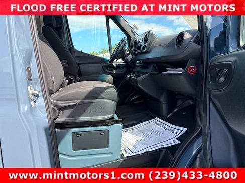 Used 2019 Mercedes-Benz Sprinter 144 image 12