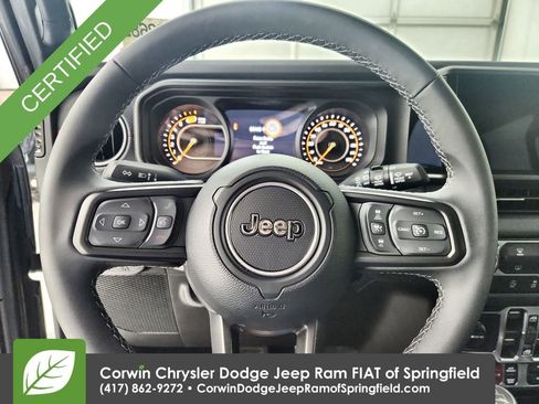Certified 2026 Jeep Wrangler Unlimited Rubicon AWD/4WD image 22